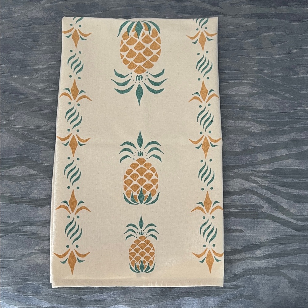 Pineapple Print Decorative Towel